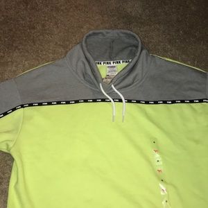 Neon yellow Crowl Neck Pullover